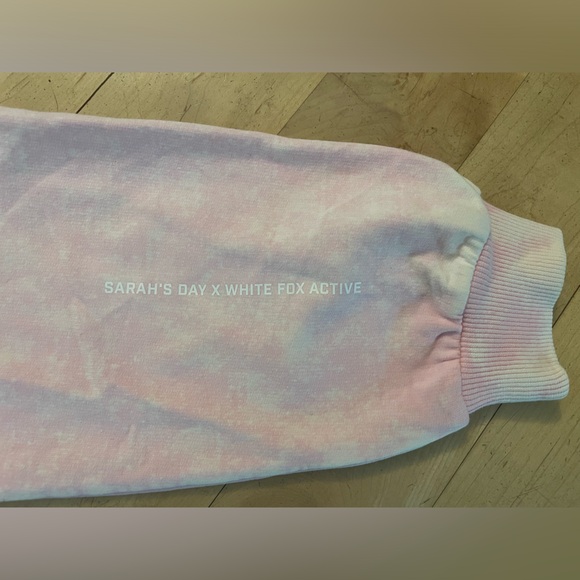 Sarah’s Day Pink/Tan Cropped Crewneck - Picture 5 of 5